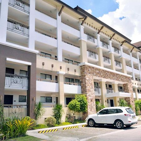 Alles One Oasis Condo Davao Near Sm Mall With Wifi エクステリア 写真